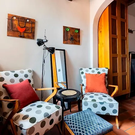 Velluti Apartment *